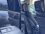 Toyota Land Cruiser-6
