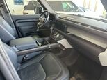Land Rover Defender-7