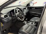 Kia Sorento-12