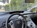 Toyota Prius-10