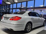 Hyundai Genesis-9