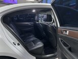 Hyundai Genesis-12