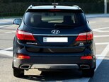 Hyundai Grand Santa Fe-8