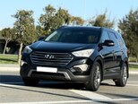 Hyundai Grand Santa Fe-4