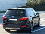 Hyundai Grand Santa Fe-6