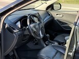Hyundai Grand Santa Fe-9