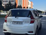 Nissan Note-4
