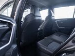 Toyota RAV4-11