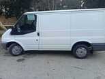 Ford Transit-5