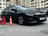 Honda Insight-3