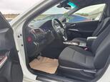 Toyota Camry-13