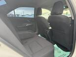 Toyota Camry-17