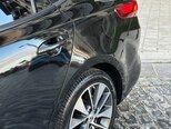 Kia K5-4