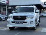 Toyota Land Cruiser-4