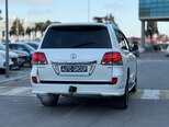 Toyota Land Cruiser-9