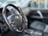 Toyota Land Cruiser-16