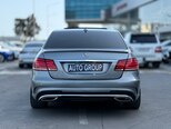 Mercedes E 220 d-6
