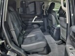 Toyota Land Cruiser-12