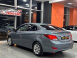 Hyundai Accent-8