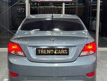 Hyundai Accent-9