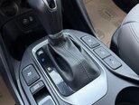 Hyundai Santa Fe-13
