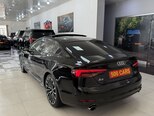 Audi A5-5