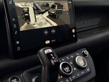 Land Rover Defender-9