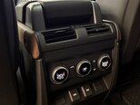 Land Rover Defender-19