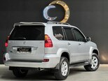 Toyota Land Cruiser Prado-11