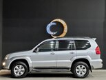 Toyota Land Cruiser Prado-5