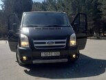 Ford Transit-10