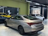 Hyundai Elantra-13