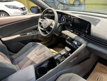 Hyundai Elantra-4