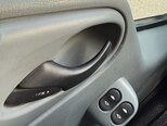 Ford Transit-10