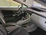 Toyota Prius-18
