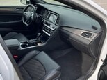 Hyundai Sonata-8