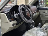 Mitsubishi Pajero-10