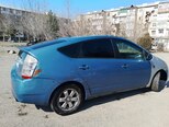 Toyota Prius-5
