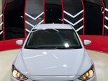 Hyundai Elantra-2