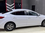 Hyundai Elantra-6