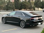 Lincoln MKZ-7