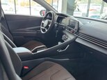 Hyundai Elantra-12