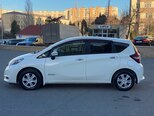 Nissan Note-8