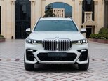 BMW X7-4