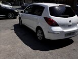 Nissan Tiida-4
