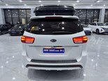 Kia Carnival-7