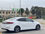 Hyundai Elantra-8
