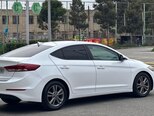 Hyundai Elantra-9