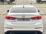 Hyundai Elantra-13