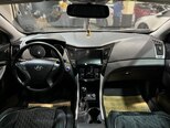 Hyundai Sonata-19